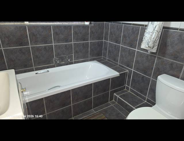 4 BEDROOM HOUSE FOR SALE IN ELANDSRAND